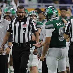 Eastern Michigan Quarterback Ejected for Punching 